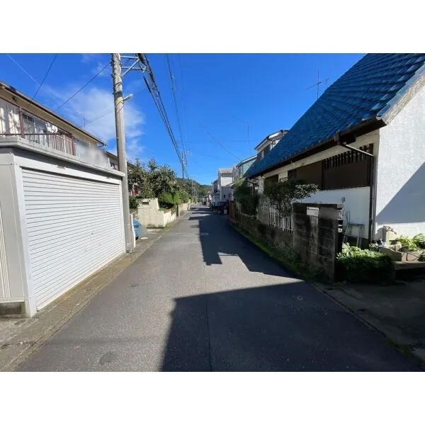 厚木市まつかげ台 前面道路