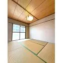 多摩川グリーンハイツ <和室6帖>洋室側の和室6帖、押入付き