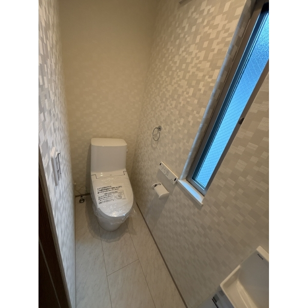 横浜市鶴見区朝日町1丁目 2階トイレ