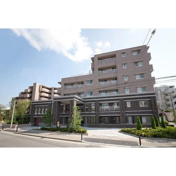 ナイスグランソレイユ横濱綱島 【間取り】全居室収納付きの、ゆとりある間取りプラン♪