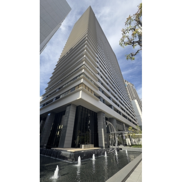 Ｎ４．ＴＯＷＥＲ 外観