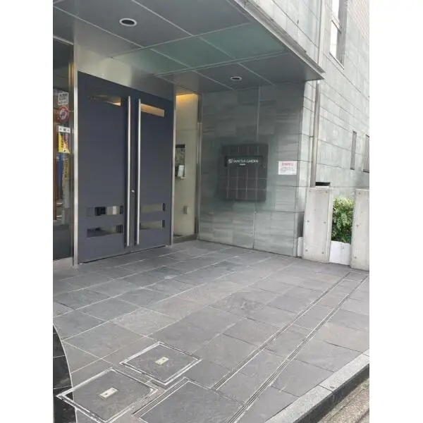サンクタスガーデン目黒 エントランス