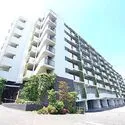 エコヴィレッジ和光 清潔感溢れる綺麗な外観です。植栽も多くとても雰囲気のよいマンションです。