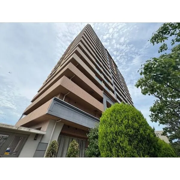 藤和シティホームズ布施 総戸数84戸15階建てマンション