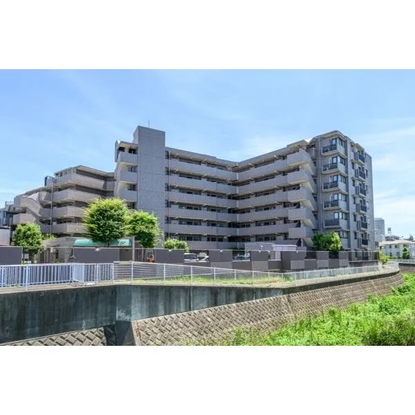 上大岡パーク・ホームズ ～上大岡駅からフラットアプローチ徒歩12分～