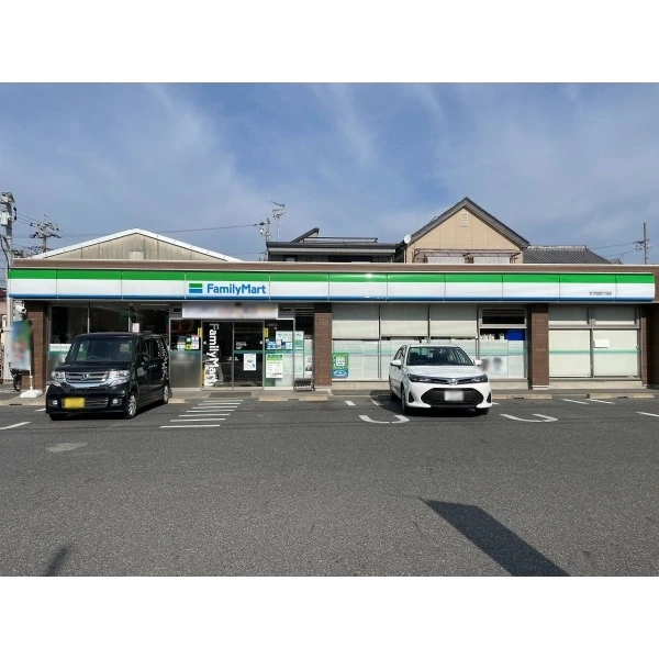 名古屋市守山区天子田4丁目 ファミリーマート天子田四丁目店(コンビニ)まで約200m(徒歩3分)