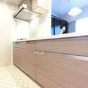 メイツ京都梅津 ビルトイン型食器洗い乾燥機付きの機能的なキッチン