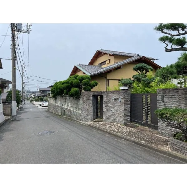 横浜市金沢区富岡西6丁目 前面道路