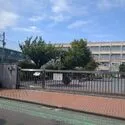 横浜市金沢区富岡西６丁目 市立西富岡小学校（小学校）まで約910m（徒歩12分）