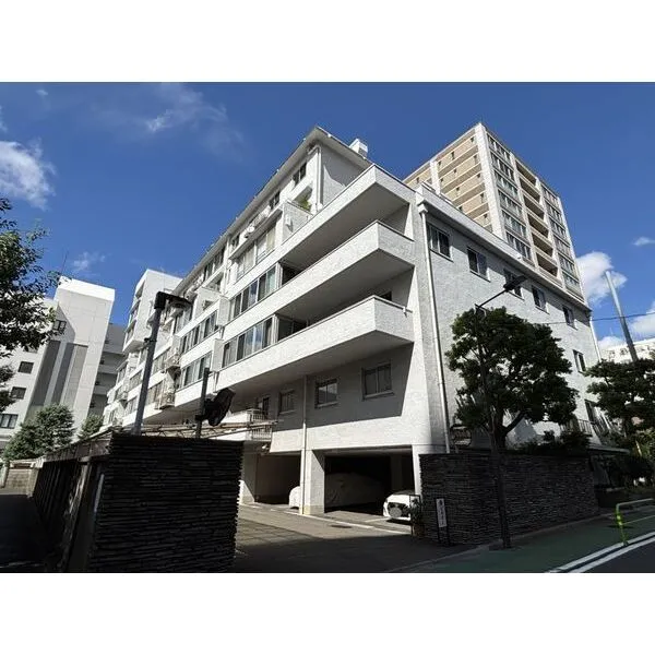 小田急麹町マンション 外観※2026年9月撮影