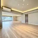 小田急麹町マンション リビングダイニング