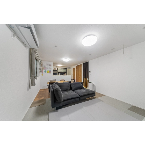 大和市つきみ野６丁目 リビング