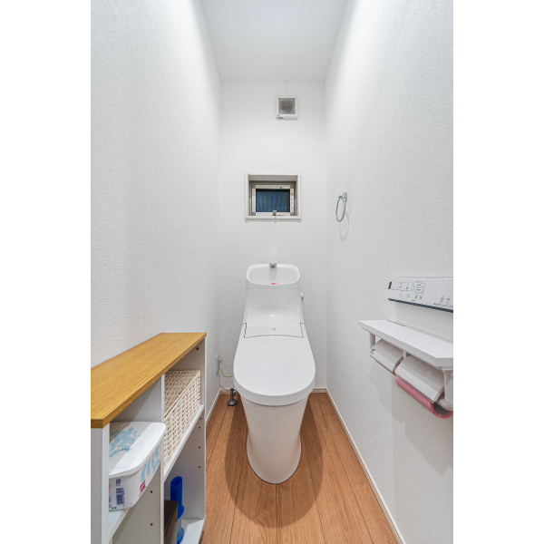 大和市つきみ野６丁目 1階トイレ