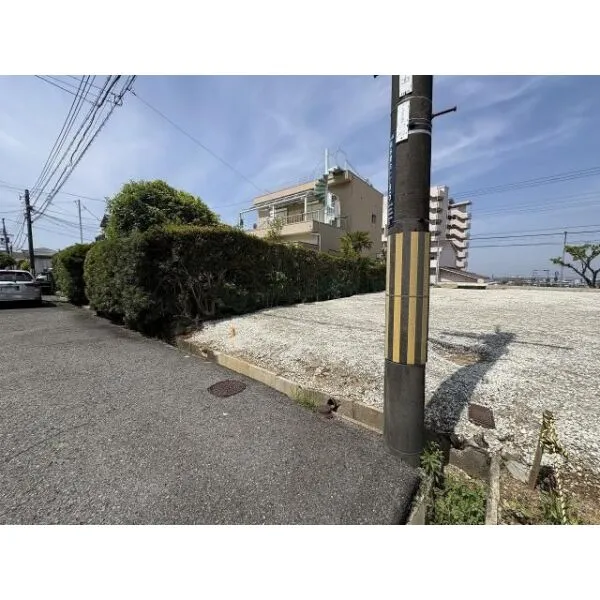 神戸市垂水区南多聞台１丁目 前面道路含む現地写真