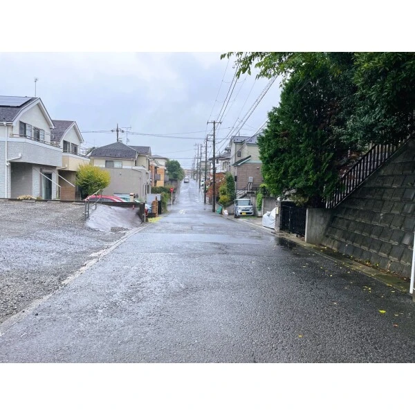 横浜市青葉区たちばな台１丁目 前面道路