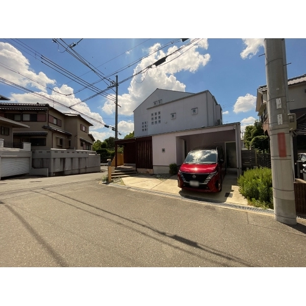 枚方市東香里新町 前面道路