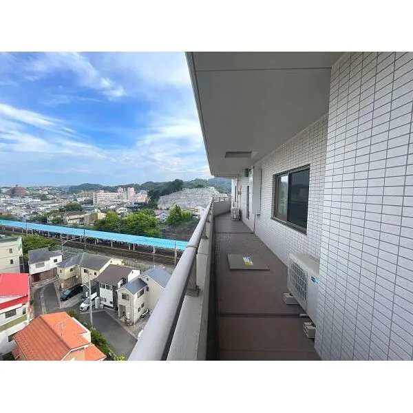 ＢＥＬＩＳＴＡ衣笠駅前壱番館 東向きバルコニー