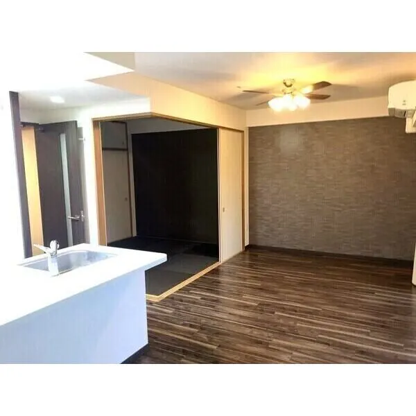 ＢＥＬＩＳＴＡ吹田山手町 外観