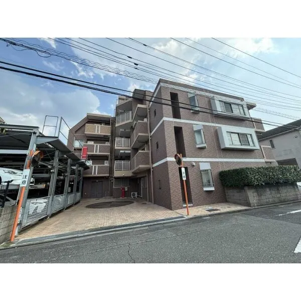 アンビシャス福生 外観