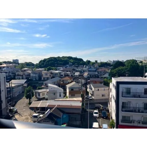 プレディア横浜三ツ沢 北西方向の眺望（眺望は永続的に保障されるものではございません。）