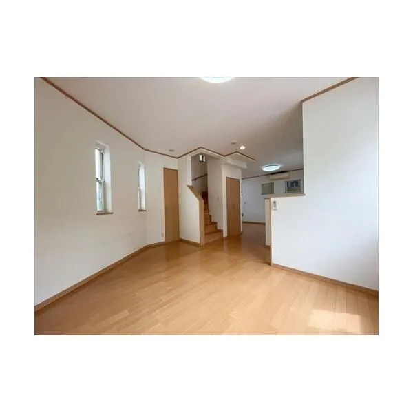 横浜市南区三春台 ＬＤＫ（１６．８帖）