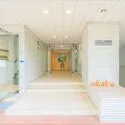 オリエント赤坂モートサイド お掃除が行き届いていて、明るく清潔感があるエントランス