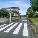 横浜市旭区川島町 前面道路：北側公道(幅員4.5ｍ)(撮影年月：2026年06月)