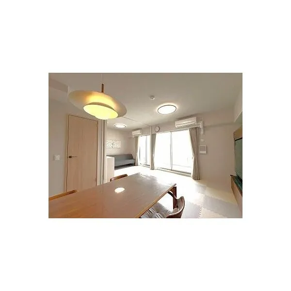 セントガーデン海老名I街区 隣接の洋室を開放すると広いリビングとして広く使えます