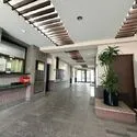 日商岩井方南町マンション エントランス