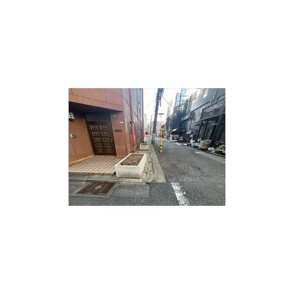文京区本郷２丁目 北側前面道路