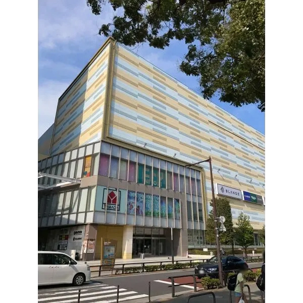 Ｂｒｉｌｌｉａタワー東京 オリナスモール（ショッピングセンター）まで約100m（徒歩2分）