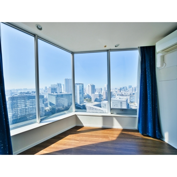 ＴＨＥ　ＴＯＹＯＳＵ　ＴＯＷＥＲ 洋室