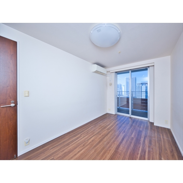 ＴＨＥ　ＴＯＹＯＳＵ　ＴＯＷＥＲ 洋室