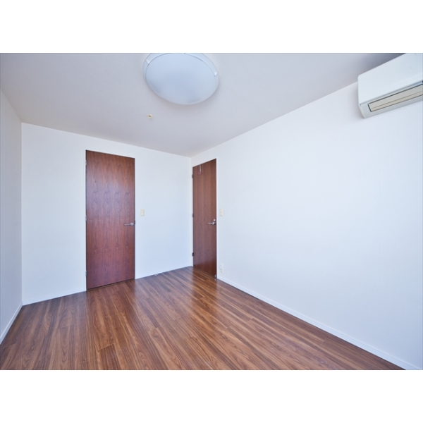 ＴＨＥ　ＴＯＹＯＳＵ　ＴＯＷＥＲ 洋室