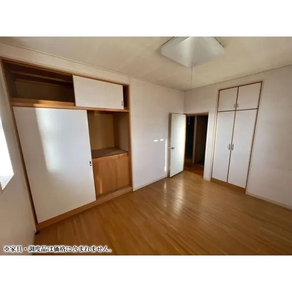 三郷市戸ケ崎５丁目 ２階　洋室