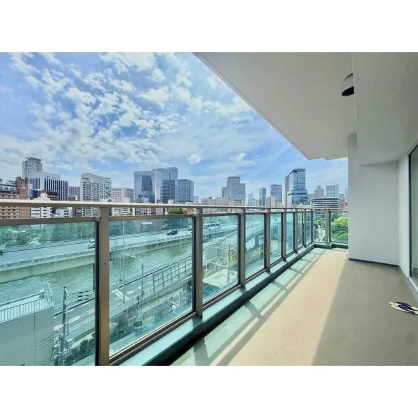 ヴィークタワーOSAKA バルコニー