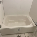苦楽園ヒルズ一号棟 白を基調とした明るい雰囲気で気持ち良くお使い頂ける浴室です