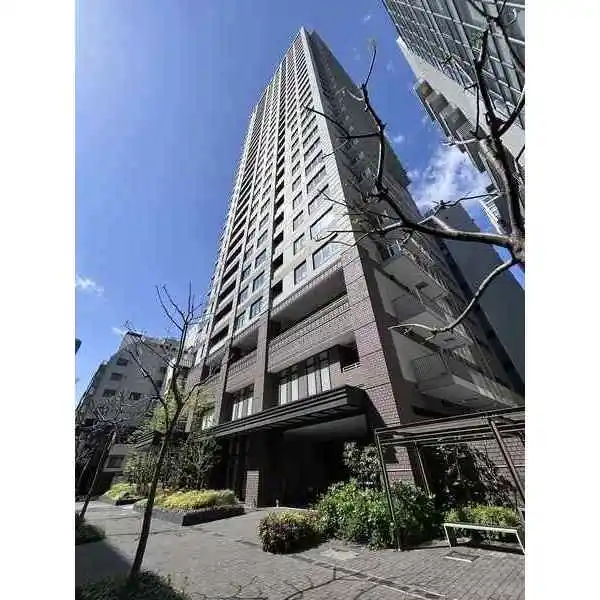 クレヴィアタワー大阪本町 外観