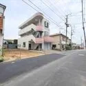 川口市鳩ヶ谷本町３丁目 前面道路含む現地‐２０２６年１０月撮影
