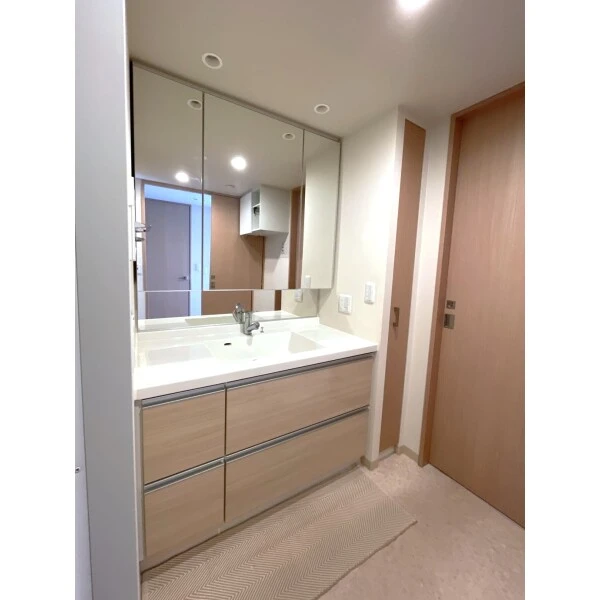 キセラ川西オリヴィエ 洗面室