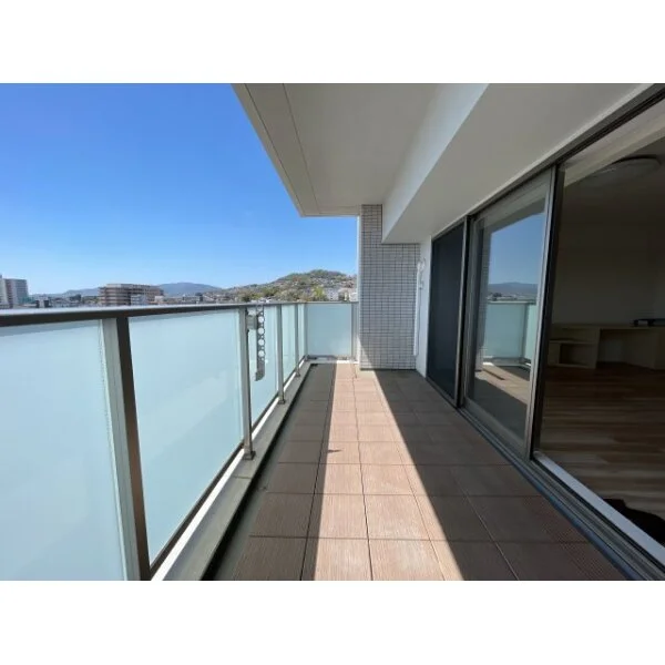 キセラ川西オリヴィエ バルコニー