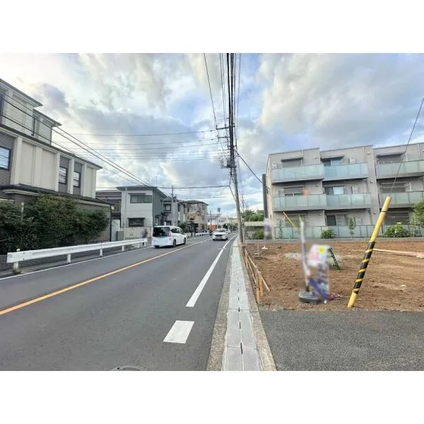 さいたま市大宮区堀の内町3丁目 前面道路(撮影年月:2026年08月)