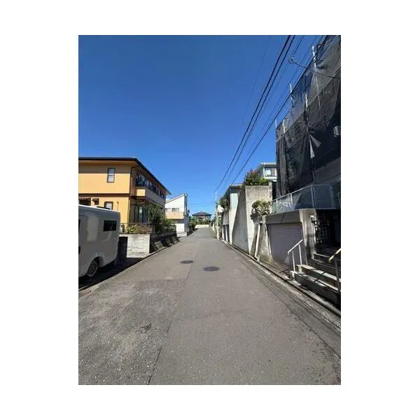 横浜市港南区日野南1丁目 前面道路