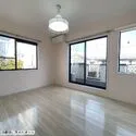 芦屋市岩園町 南側6畳洋室
