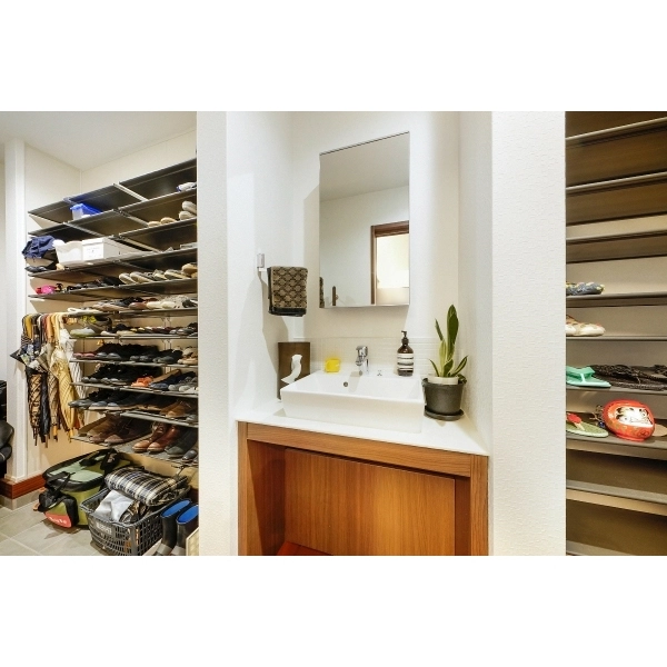 鎌倉市由比ガ浜2丁目 家具・調度品は価格に含まれません。