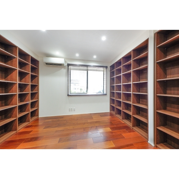 鎌倉市由比ガ浜2丁目 納戸