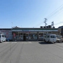 西尾市西幡豆町貝吹 ファミリーマート西幡豆上大坪店の写真です。（コンビニ）まで約390m（徒歩5分）