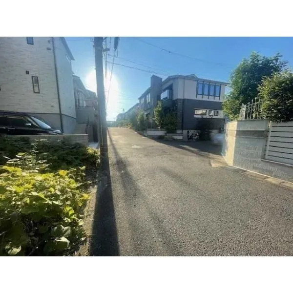 川崎市麻生区千代ケ丘２丁目 前面道路