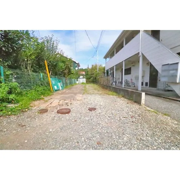 鎌倉市大船 路地状部分（隣地含む）　通りから離れた閑静な住宅地です