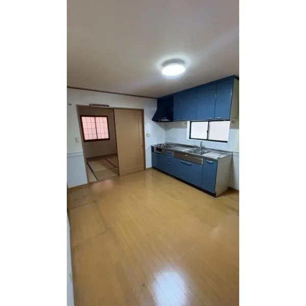 川崎市川崎区中瀬２丁目 リビング